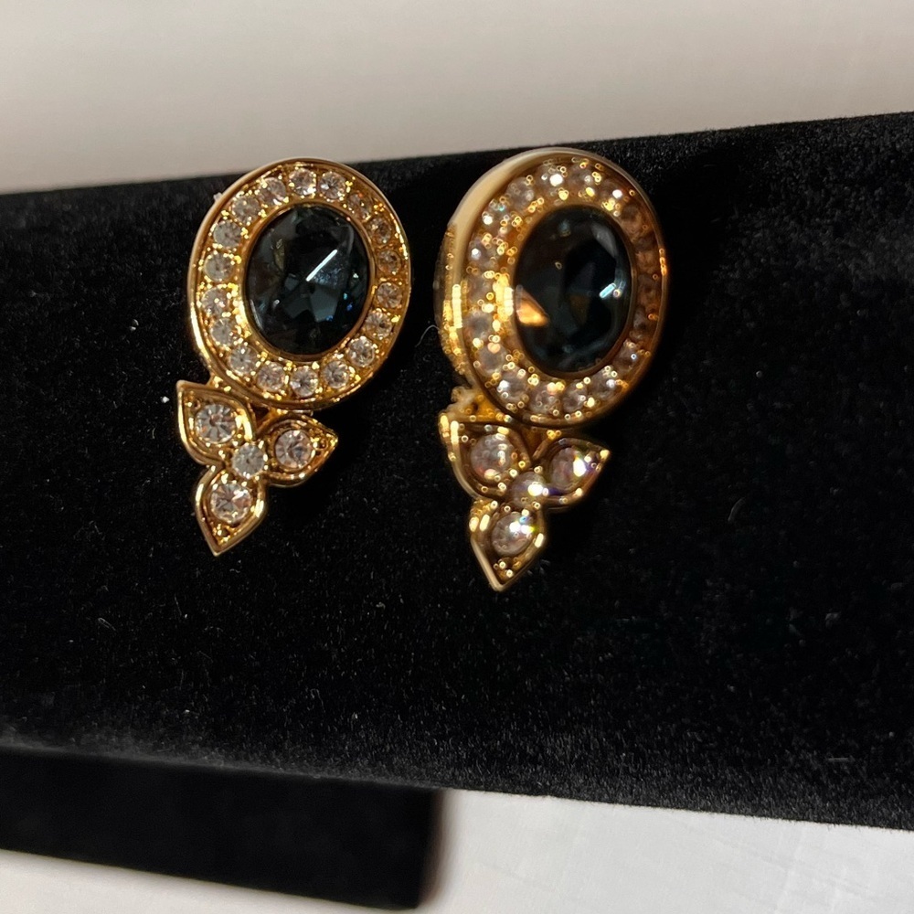 New Fifth Avenue earrings. Austrian crystal. Lead & Nickel free. Blue & gold